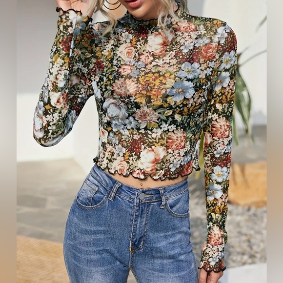 Floral Long Sleeve Top - Picture 2 of 6